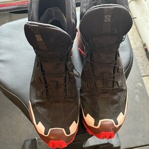 Salomon Men's Black and Red Athletic Shoes